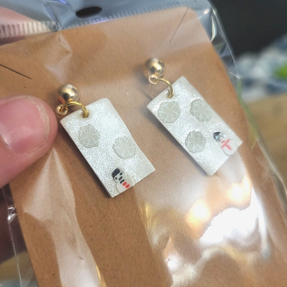 Gold Sparkly Winter Earrings